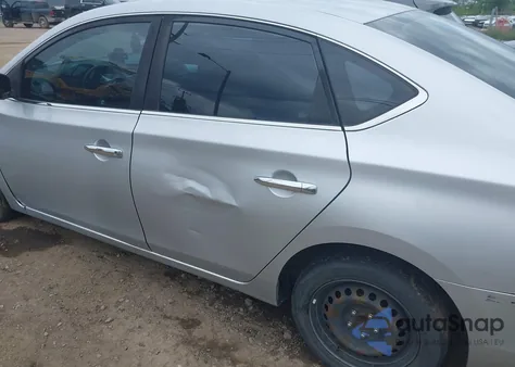 2018 Nissan Sentra S из США, поврежденный, VIN 3N1AB7AP2JY299858